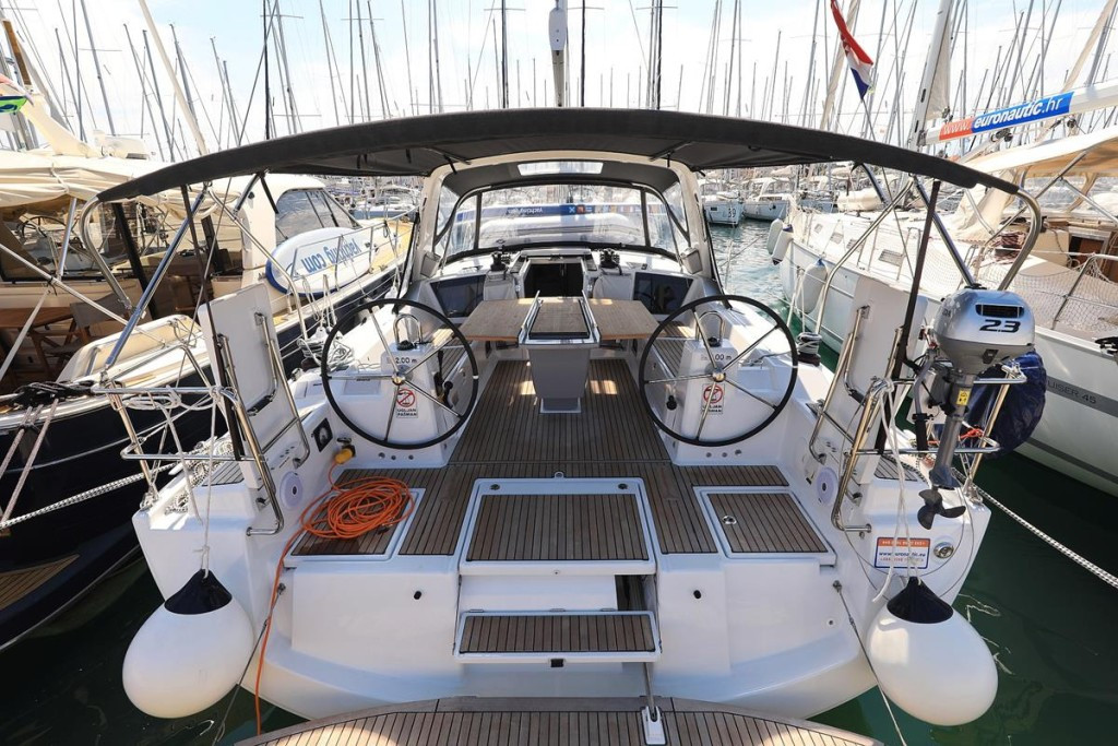 Yacht BENETEAU - Oceanis 41.1 "Dalmatinka"