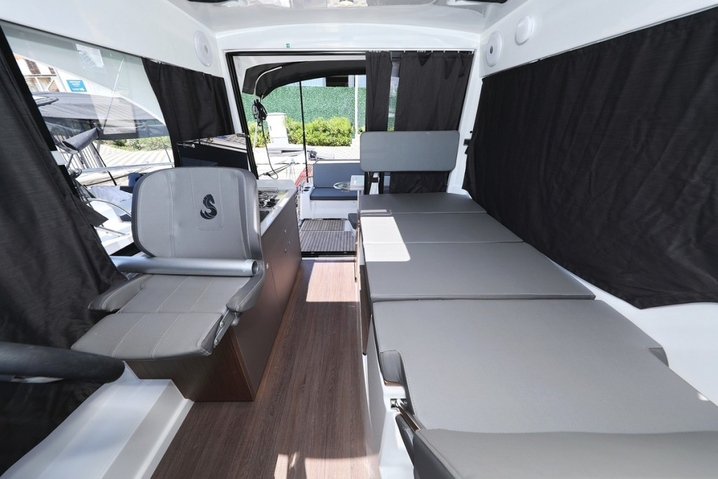 Yacht BENETEAU - Antares 9 OB "Lolo"