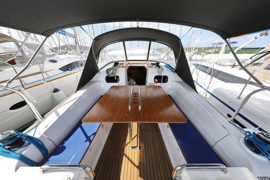 Yacht ELAN - Impression 40.1 "Valata"