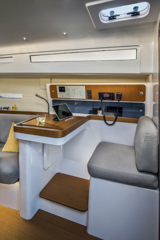 Yacht BENETEAU - First 36 "February"