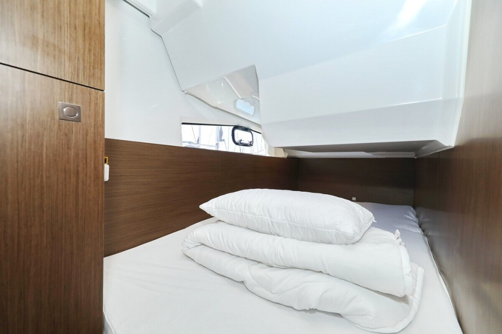 Yacht JEANNEAU - Merry Fisher 1095 Fly "Tana"