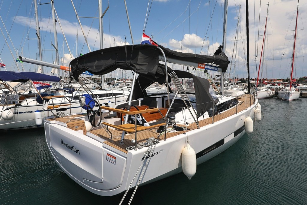 Yacht ELAN - GT6 "Revolution"