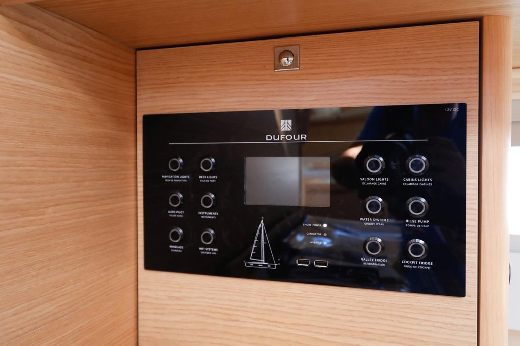 Yacht DUFOUR - 390 Grand Large "Nunet"