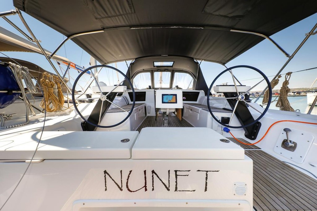 Yacht DUFOUR - 390 Grand Large "Nunet"