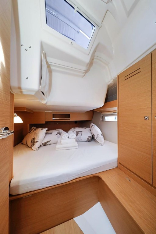 Yacht DUFOUR - 390 Grand Large "Nunet"