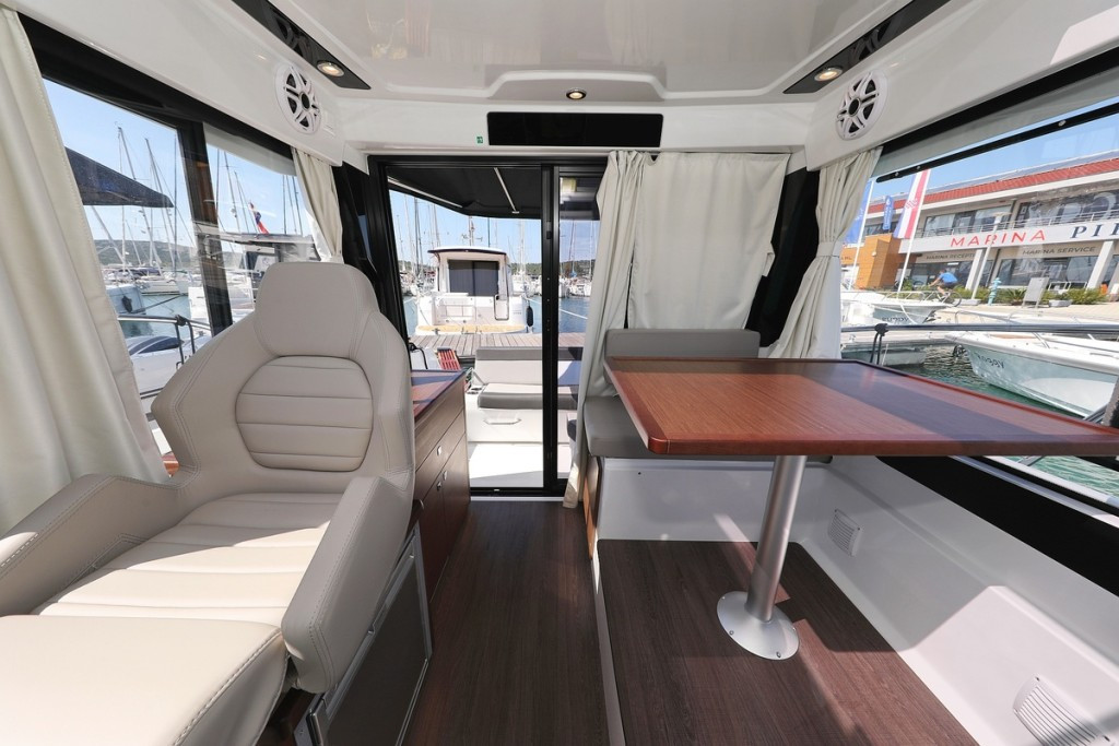 Yacht JEANNEAU - Merry Fisher 895 "Permer"