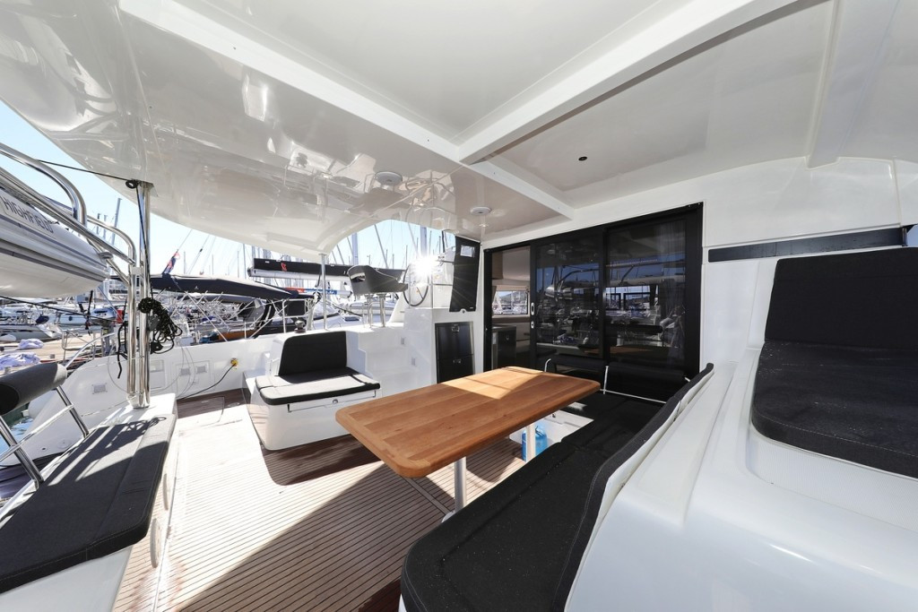 Yacht LAGOON - 42 "Sail la Vie"