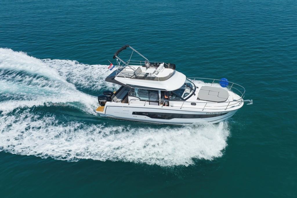 Yacht JEANNEAU - Merry Fisher 1095 Fly ""