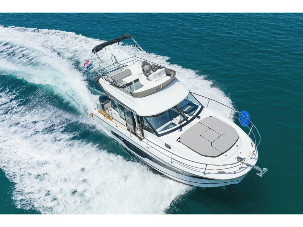 Yacht JEANNEAU - Merry Fisher 1095 Fly ""