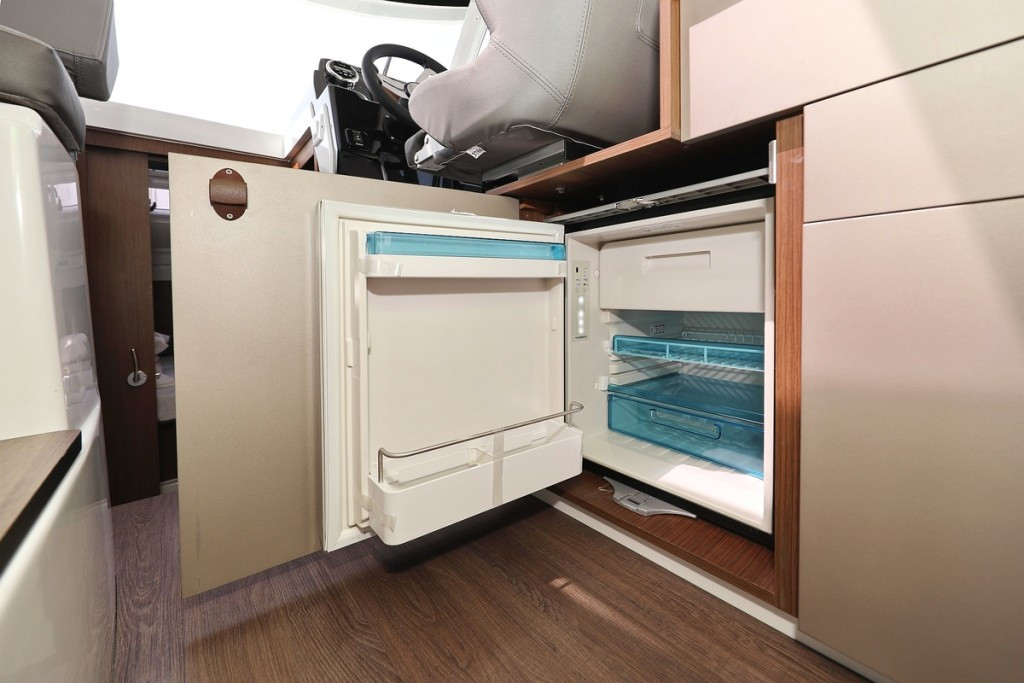 Yacht BENETEAU - Antares 9 OB "Aurora"