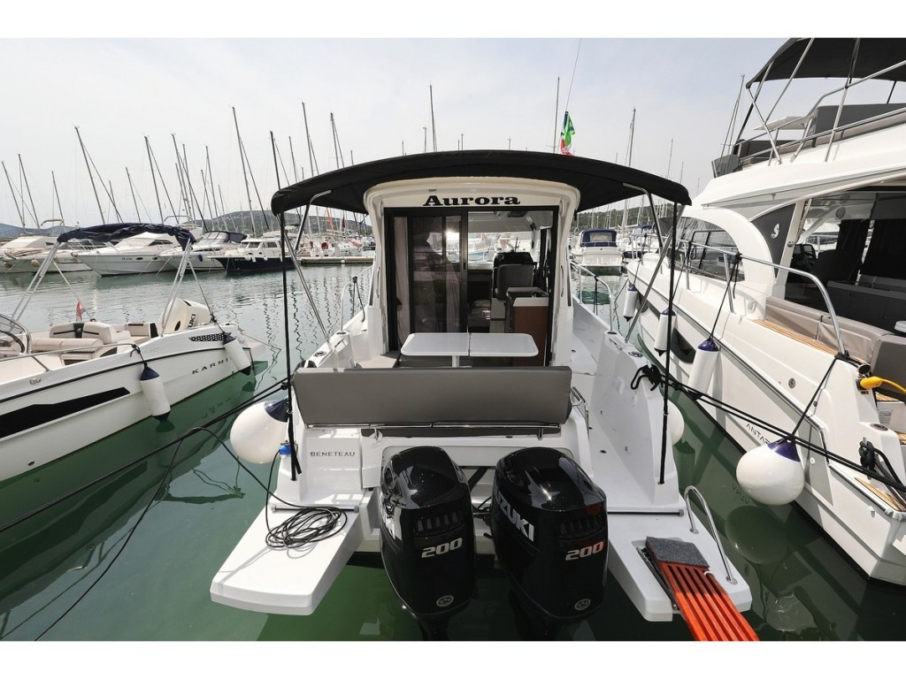 Yacht BENETEAU - Antares 9 OB "Aurora"