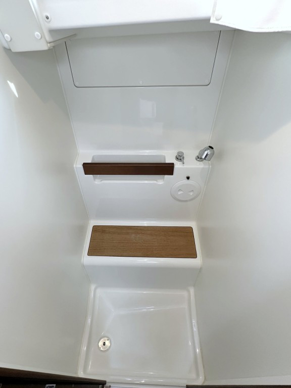 Yacht BENETEAU - Oceanis 38.1 "Flip"