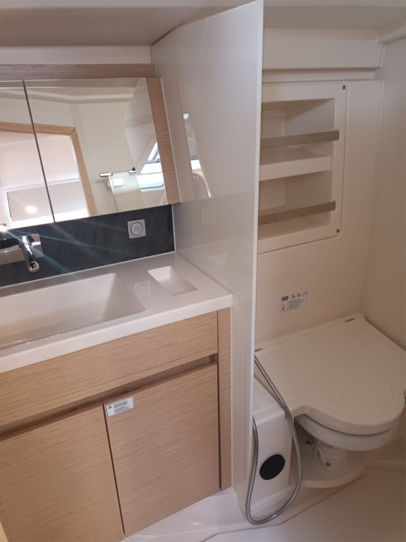 Yacht HANSE - 418 "Seahawk"