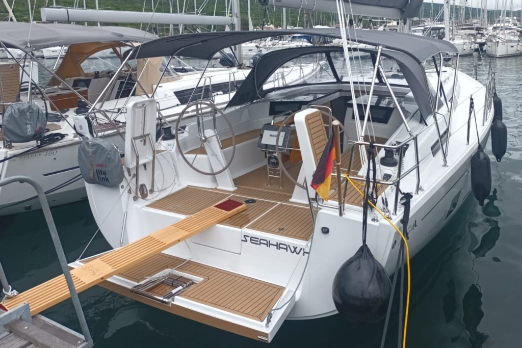 Yacht HANSE - 418 "Seahawk"