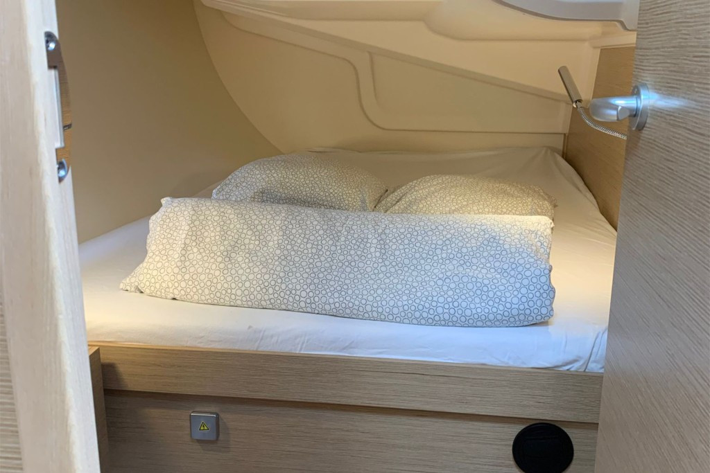 Yacht HANSE - 418 "Seahawk"