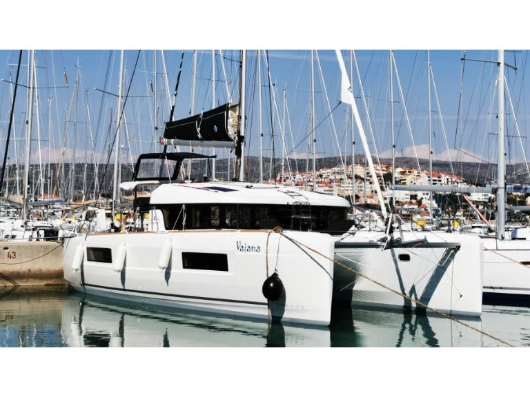 Yacht LAGOON - 40 "Vaiana"