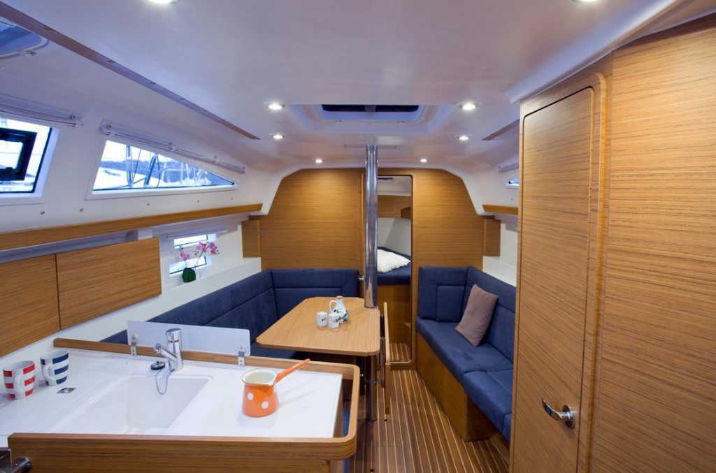 Yacht ELAN - Impression 35 "Essi"