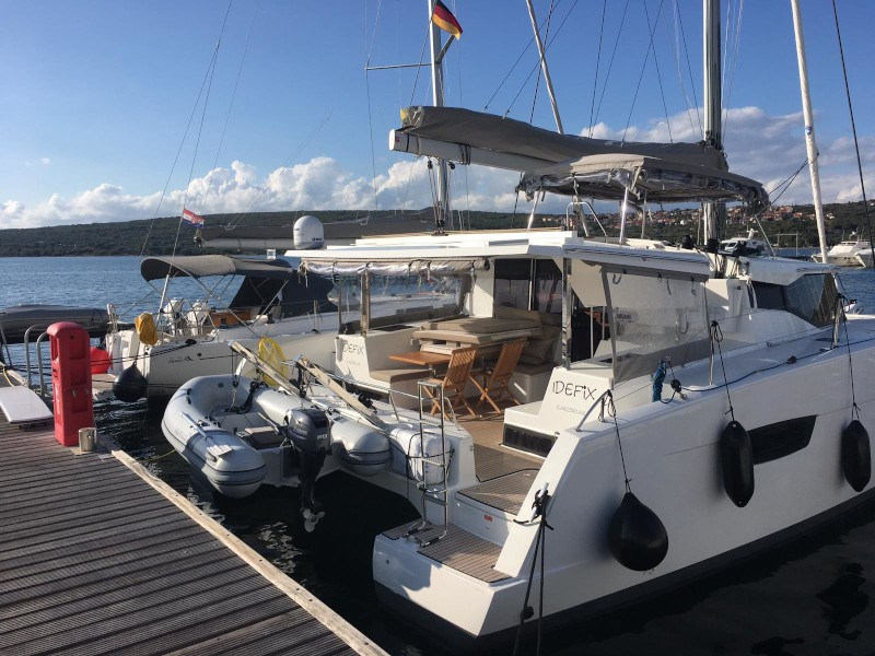 Yacht FOUNTAINE PAJOT - Lucia 40 "Idefix"