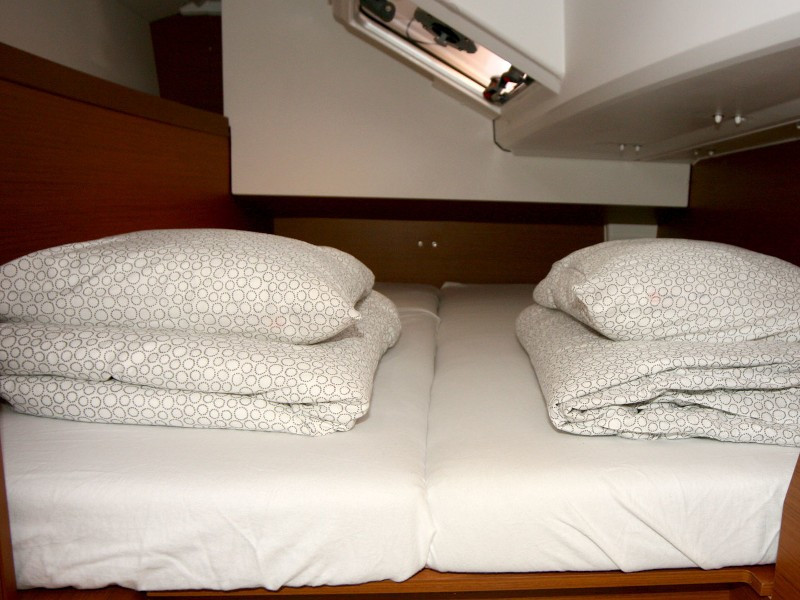 Yacht JEANNEAU - Sun Odyssey 349 "Antonija"