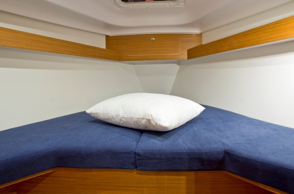 Yacht ELAN - Impression 35 "Essi"