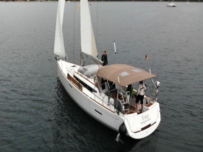 Yacht JEANNEAU - Sun Odyssey 389 "Sissi"