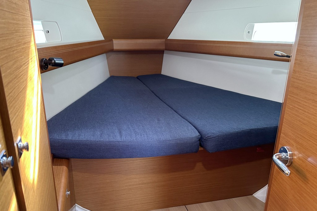 Yacht JEANNEAU - Sun Odyssey 419 "Happy Welcome"