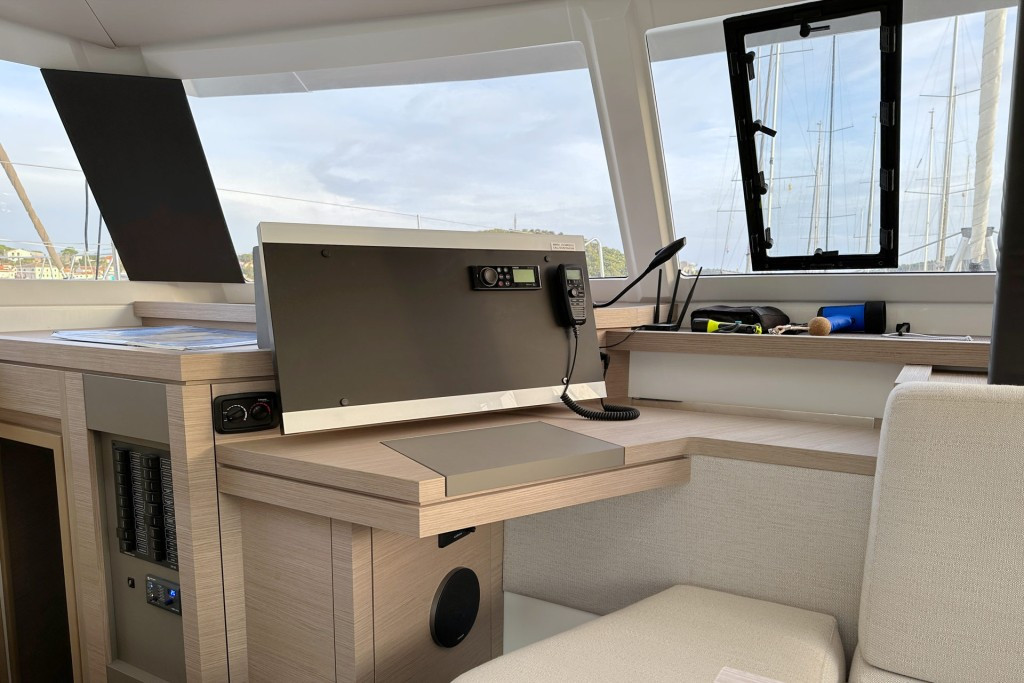 Yacht FOUNTAINE PAJOT - Astrea 42 "Arisa"