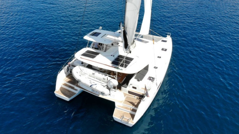 Yacht LAGOON - 42 "Titus"