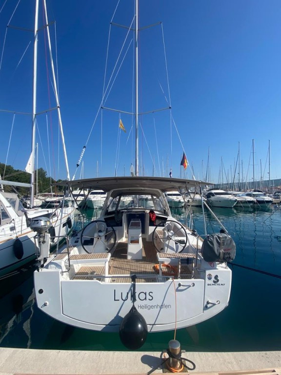 Yacht BENETEAU - Oceanis 38.1 "Lukas"