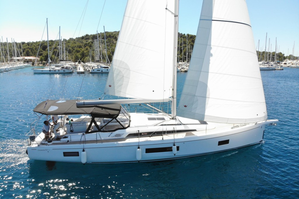 Yacht BENETEAU - Oceanis 51.1 "Cloudy Bay"