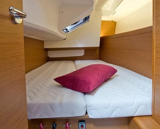 Yacht JEANNEAU - Sun Odyssey 349 "SheShe"