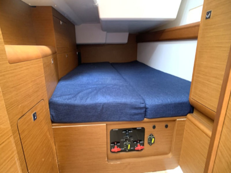 Yacht JEANNEAU - Sun Odyssey 519 "Elsa"