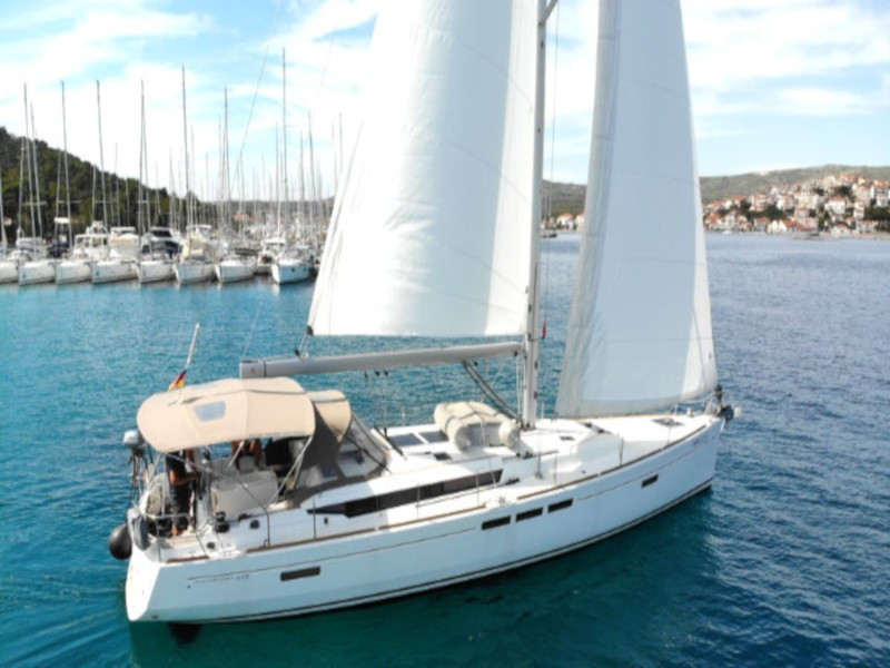 Yacht JEANNEAU - Sun Odyssey 519 "Elsa"