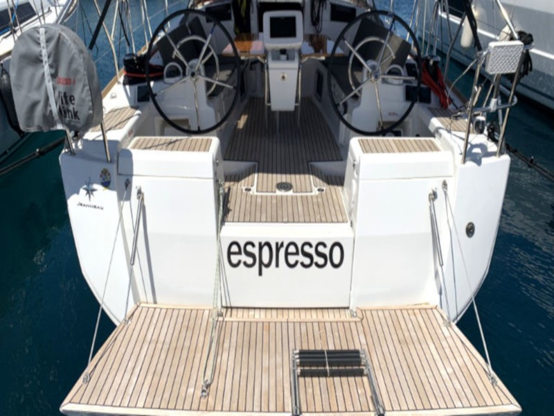 Yacht JEANNEAU - Sun Odyssey 419 "Espresso"