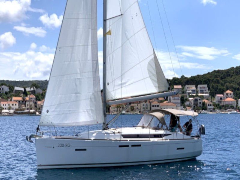Yacht JEANNEAU - Sun Odyssey 419 "Espresso"