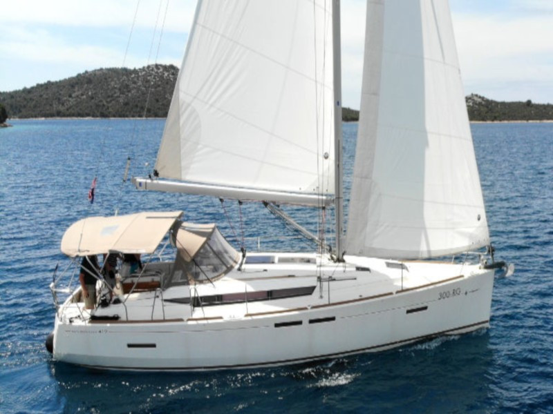 Yacht JEANNEAU - Sun Odyssey 419 "Espresso"