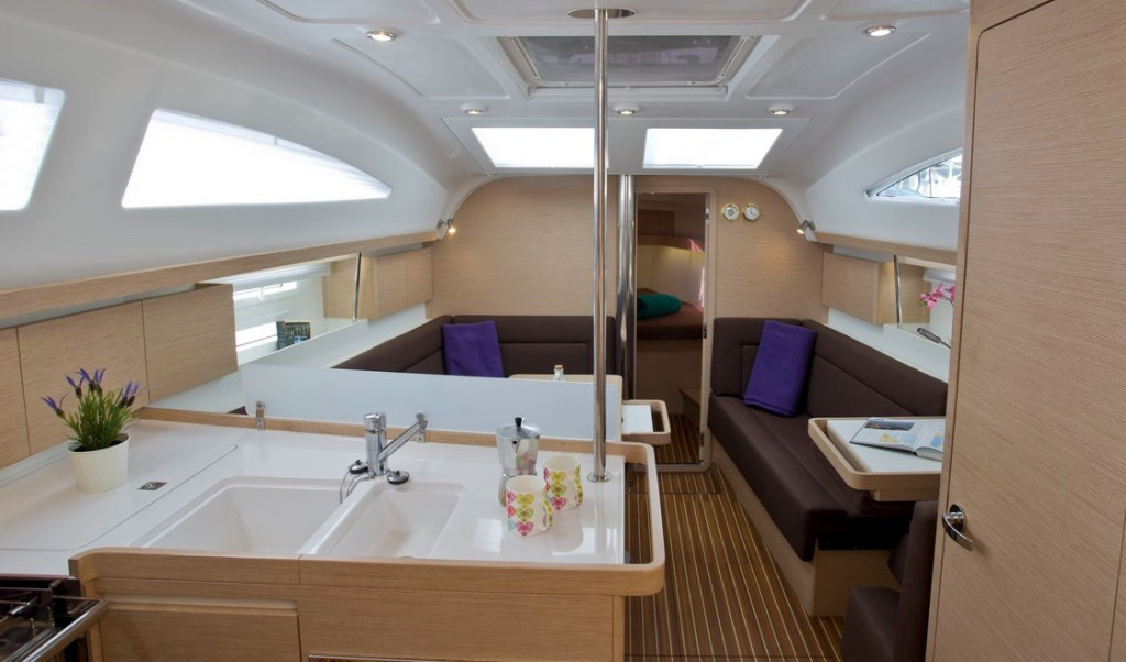 Yacht ELAN - Impression 40 "Laali"
