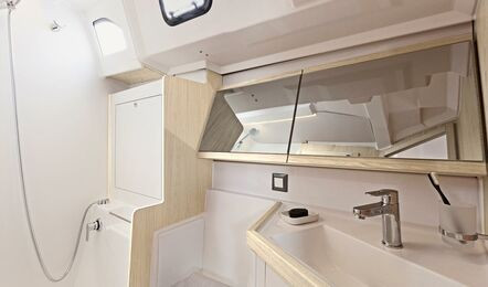 Yacht BENETEAU - Oceanis 46.1 "Noah"