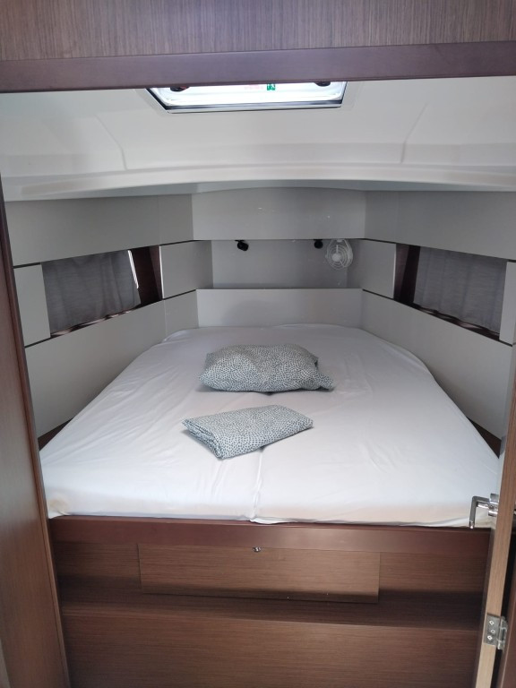 Yacht BENETEAU - Oceanis 38.1 "Diana"