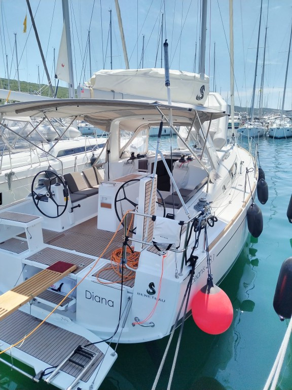 Yacht BENETEAU - Oceanis 38.1 "Diana"