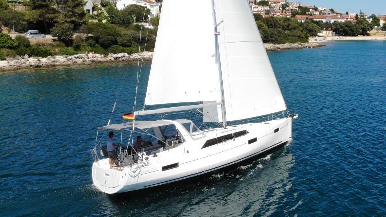 Yacht BENETEAU - Oceanis 41.1 "Pauline"