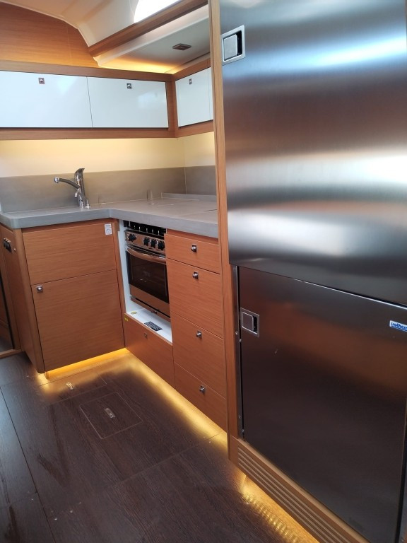 Yacht DUFOUR - 470 "Asterix"