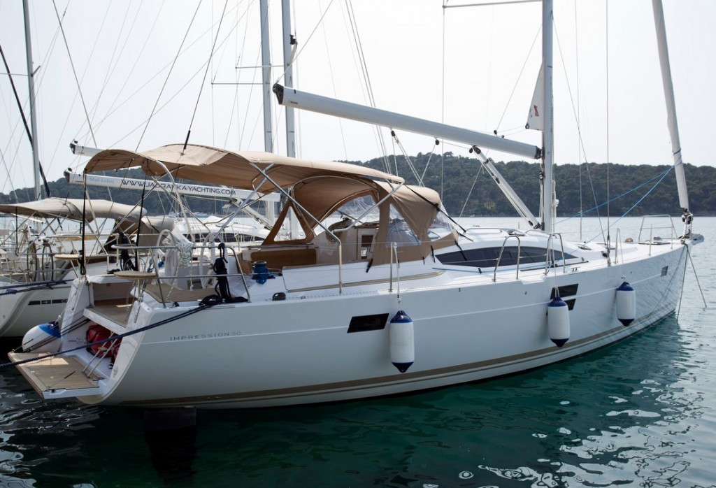 Yacht ELAN - Impression 50 "Vuschi"