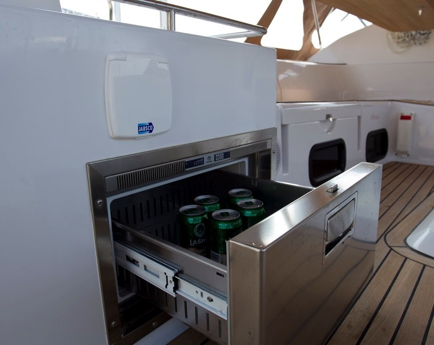 Yacht ELAN - Impression 50 "Vuschi"