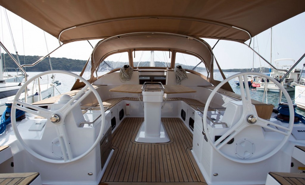 Yacht ELAN - Impression 50 "Vuschi"