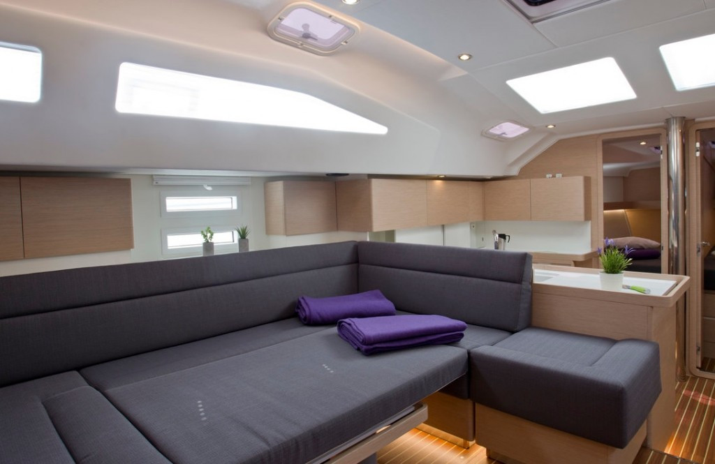 Yacht ELAN - Impression 50 "Vuschi"