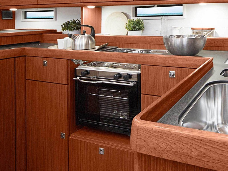 Yacht BAVARIA - Cruiser 51 "Jozefina"