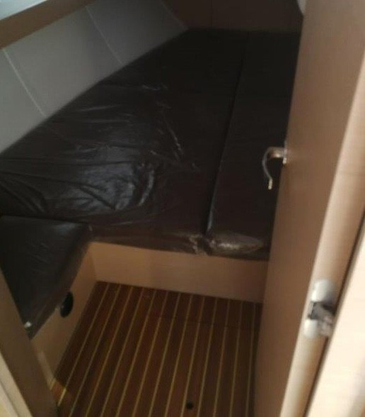 Yacht ELAN - Impression 40 "Despacito"