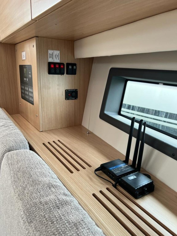 Yacht BAVARIA - C42 "Gala"