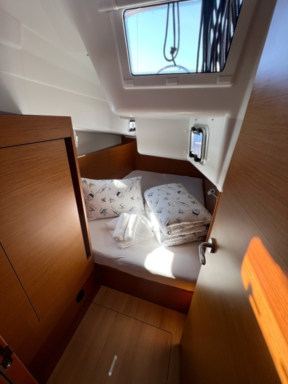 Yacht JEANNEAU - Sun Odyssey 410 "Evelyne"